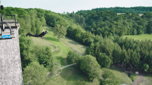 Saut à l'élastique sans élastique